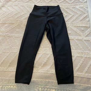 Alo leggings - size small - capri length